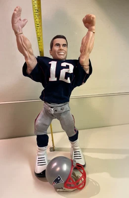 Tom Brady Gladiators of the Gridiron, Patriots, figura de acción posable, suelta Foto 1 de 4
