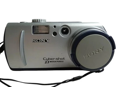 🔰 Sony DSC-P50 Digital Camera    Cybershot  2.1MP   TESTED   NO memory  CARD - Image 1 of 4