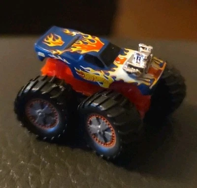 Monster Trucks Rodger Dodger Hot Wheels más pequeños del mundo, caja NUEVA-ABIERTA  Foto 1 de 4