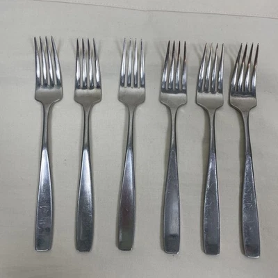 Set of 6 Supreme by Towle Bedford 18/8 Stainless Steel Dinner Fork - Image 1 of 4