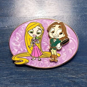 Spilla Disney aggrovigliata Raperonzolo e Flynn Eugene Fantasy LE 50 - Foto 1 di 2