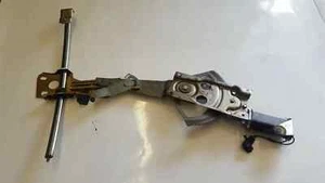Reconstrucción del regulador de ventana delantera convertible Chrysler LeBaron - Guerra útil - Imagen 1 de 4