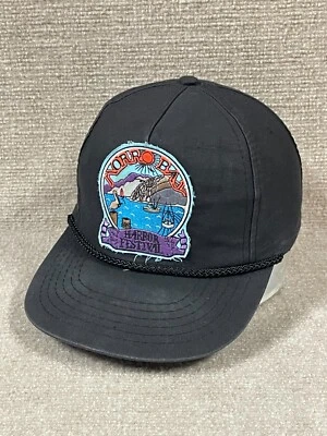 Gorra Morro Bay para Hombres Negra Snapback Cuerda Parche Camionero Puerto Festival Foto 1 de 4