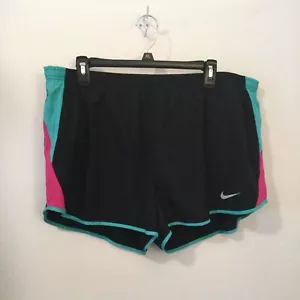 Pantaloncini da corsa Nike donna taglia XXL nero rosa blu foderati Dri Fit NUOVI con etichette - Foto 1 di 4