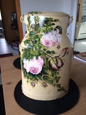 Pot A Lait Ancien Fer Alu Peint A La Main Motif Fleurs - Photo 1/4