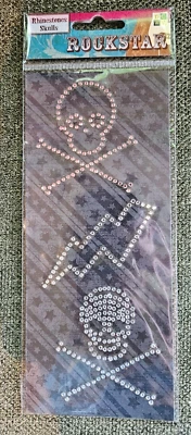 Juego de pegatinas calaveras pedrería DCWV Rockstar Foto 1 de 2