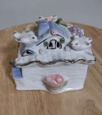 Plato de baratija cubierto cuadrado de cerámica estilo Capodimonte vintage con flores Foto 1 de 4