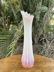 VINTAGE FOSTORIA 11" ERBSTÜCK ROSA OPALISIERENDES GLAS 12 FINGER GESCHWUNGENE VASE * XLNT! - Bild 1 von 4