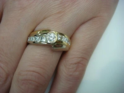 1.00CT T.W. PRINCESS & ROUND CUT NATURAL DIAMONDS 18K TWO-TONE GOLD RING 6.5 GR  - Image 1 of 4