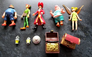 Peter Pan Figure Bundle Disney Plastic some Vintage ? Lanterns Treasure Chests 1 - Picture 1 of 16