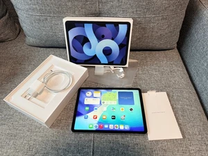 Apple iPad Air 4. Gen 64GB, Wi-Fi, 10,9 Zoll - Sky Blau OVP - Bild 1 von 6