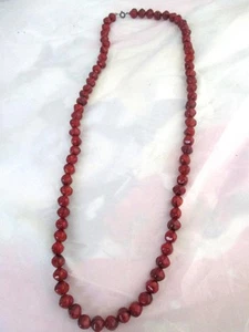 30"   Strand Bead Necklace Reddish Brown Glossy Faux Seed Pods Lobster Clasp - Picture 1 of 4