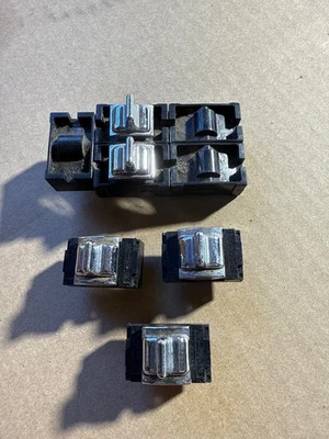 ¿Lote interruptor cerradura ventana puerta Lincoln Mark VI 1980-1983 coche urbano? Foto 1 de 4