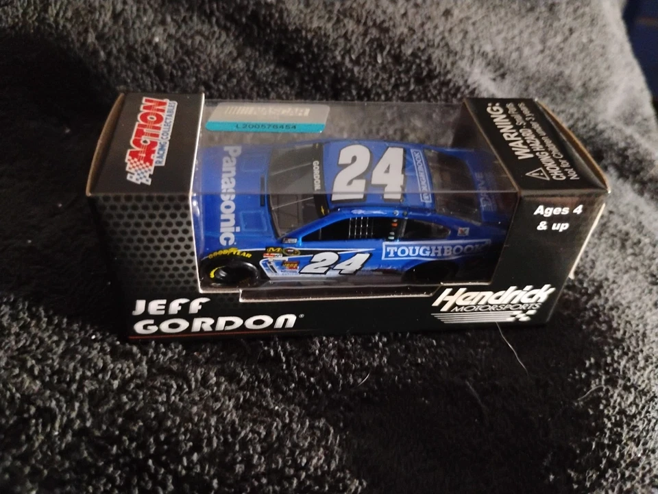 Jeff Gordon #24 Panasonic 2014 SS Edición Limitada 1:64 Diecast Stock Car En CAJA Foto 1 de 4