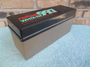 CUSTODIA PORTAOGGETTI CARTUCCIA VINTAGE NES NINTENDO 8 BIT CON COPERCHIO. CONTIENE 10 GIOCHI - Foto 1 di 16