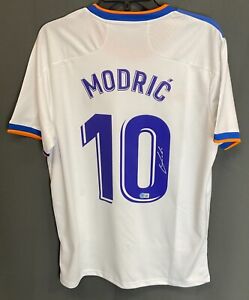 Luka Modric #10 Signed Adidas Real Madrid Soccer Jersey AUTO BAS COA Sz L
