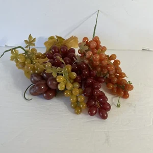 Vintage Plastic and Rubber Grape Bunches Fruit Bowls Decor Arts and Crafts - Picture 1 of 9