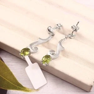 Natural Green Peridot Earrings 925 Sterling Silver Elegant Swirl Dangle Jewelry - Picture 1 of 8