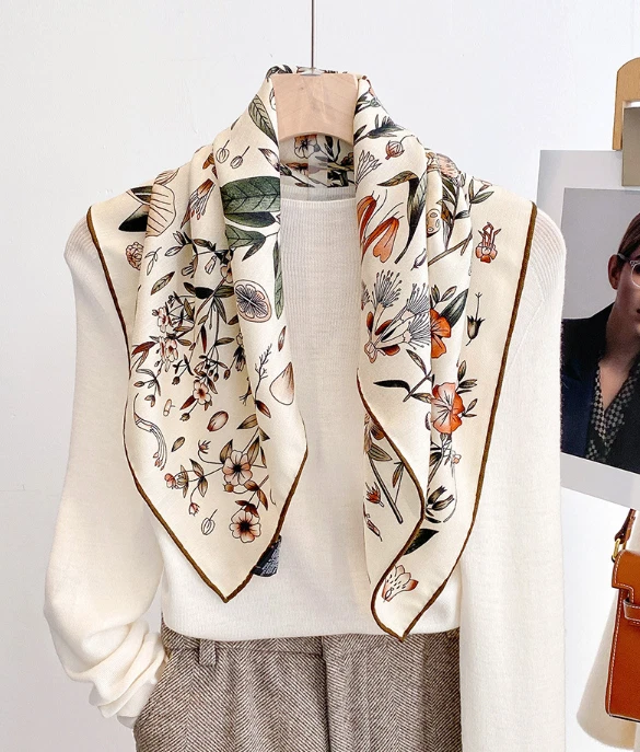 70% Cashmere 30% Silk Shawl Scarf flower Print Neckerchief 65X65cm Bandana wrap  - Image 1 of 4