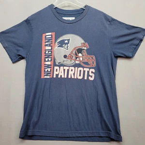NFL Team New England Patriots Vintage Football Helmet Tee Shirt Blue Large - Picture 1 of 12