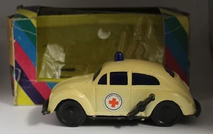 VW BEATLE GRIECHISCHES ELFENSPIELZEUG HERGESTELLT IN GRIECHENLAND 1970er 5 ZOLL LANG KRANKENWAGEN - Bild 1 von 5