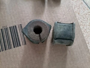FIAT 1300 1500 2 GOMMINO TASSELLO BARRA STABILIZZATRICE FALGA 313 4094243 - Imagen 1 de 2