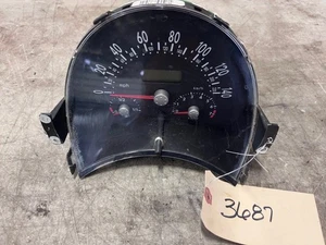 1999 VOLKSWAGEN BEETLE SPEEDOMETER GAUGE INSTRUMENT CLUSTER W TACH #3687 - Picture 1 of 1