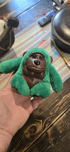Raro Vintage 5" Verde Gorila Ojos Laterales Felpa Vinilo Imitación Cuero Mono Nanco - Imagen 1 de 2