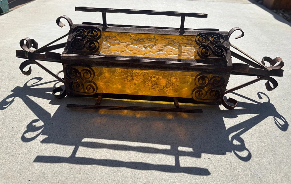 VINTAGE ORIGINAL GOTHIC SPANISH REVIVAL WALL SCONCE WROUGHT IRON / not wired - Image 1 of 4