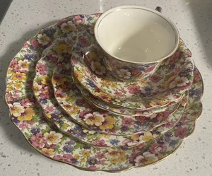 Vintage Royal Crown Pasadena Melodie Chintz 6-teiliges Gedeck Floral - Bild 1 von 16