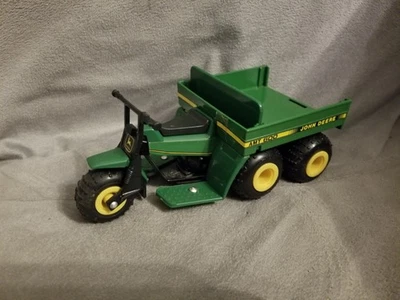 John Deere AMT 600 Farm Material Transporter VTG 1988 Ertl 5597 Diecast 1:16 - Image 1 of 4