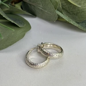Jacmel Mauritius JCM Sterling Silver Textured Hoop Earrings - Picture 1 of 13