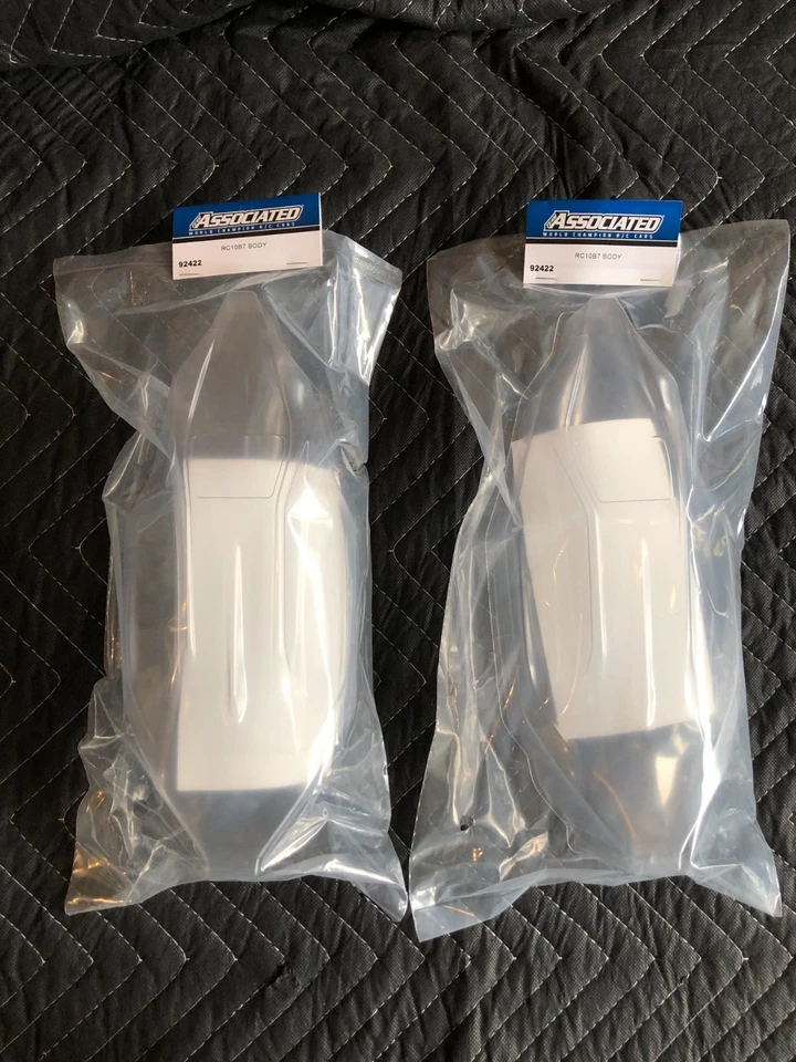 Team Associated B7 & B7d Body w/Masks 92422 QTY 2 - Image 1 of 1