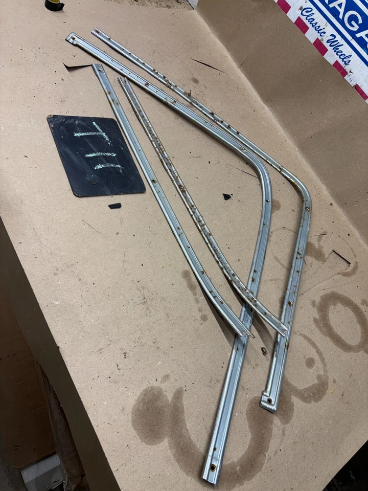 1973 1978 年 1979 年 78 福特 f150 f250 拾音器内部头条衬里装饰 RUSTY — 第 1/4 张图片