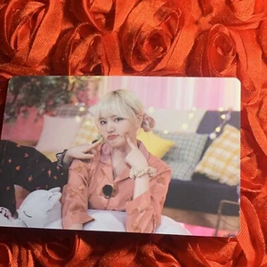 LIZ IVE Nature Edition Kpop Girl Photo Card Pink PAJAMAS - Picture 1 of 4