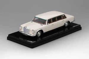 1/43 MERCEDES 600 PULLMAN 1970 J.LENNON (RESIN) - Picture 1 of 1