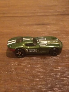 2008 Mattel Hot Wheels Fast FeLion Metallic Green Sports Car 1/64 Scale - Picture 1 of 10