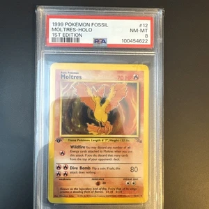 Moltres Holo #12/62 PSA 8 - Pokemon Fossil 1st Edition - Picture 1 of 2