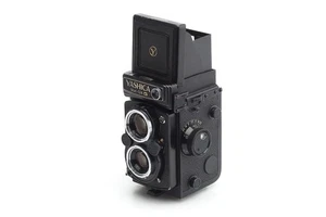 Yashica MAT 124 G #6114163 - Picture 1 of 10