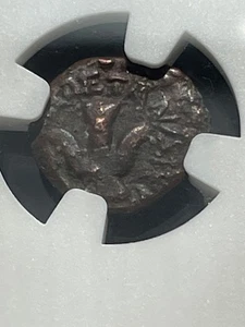 Alexander Jannaeus. 103-76 BC. Æ Prutah, Widow's Mite, Star and Anchor, NGC - Picture 1 of 4