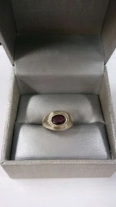 Anillo de plata de ley talla 5,75 con piedra púrpura 3,5 gr - Imagen 1 de 5