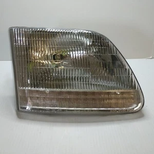 Dorman 1590297 Passenger Side Headlight Assembly Compatible with Select Ford Mod - Bild 1 von 6