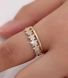 2Ct Round Cut Lab Created Diamond Women's Engagement Ring 14K Yellow Gold Plated - Picture 1 of 4