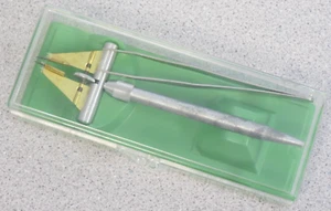 Dual Blade / Twin Blade - Strip Cutter - Vintage - with tweezers - Picture 1 of 5