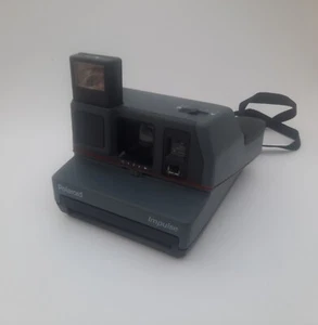 VINTAGE POLAROID IMPULSE INSTANT CAMERA IN CASE - Picture 1 of 9