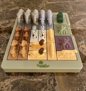 Thinkfun Games SAFARI: RUSH HOUR JUNGLE ESCAPE Game COMPLETE - Picture 1 of 4