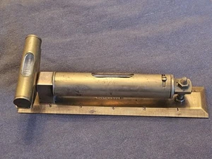 A Ross London Spirit Level. Engineers. In Very Good Condition - Picture 1 of 4