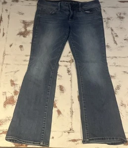 American Eagle Super Stretch Kick Boot Jeans Women's Size 8 Medium Wash - Picture 1 of 5