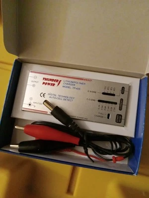 Thunder Power TP-425 Li-Po Charger • - Image 1 of 4