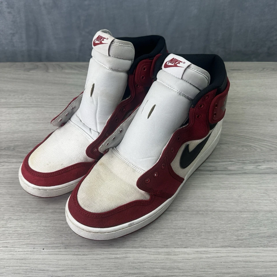 Nike Air Jordan 1 AJKO Chicago 2013 tamanho 10.5 - Imagem 1 de 4